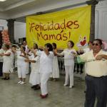 El grupo de baile de la Casa del Jubilado durante su show.