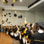 Los egresados mostraron su felicidad por culminar sus estudios.